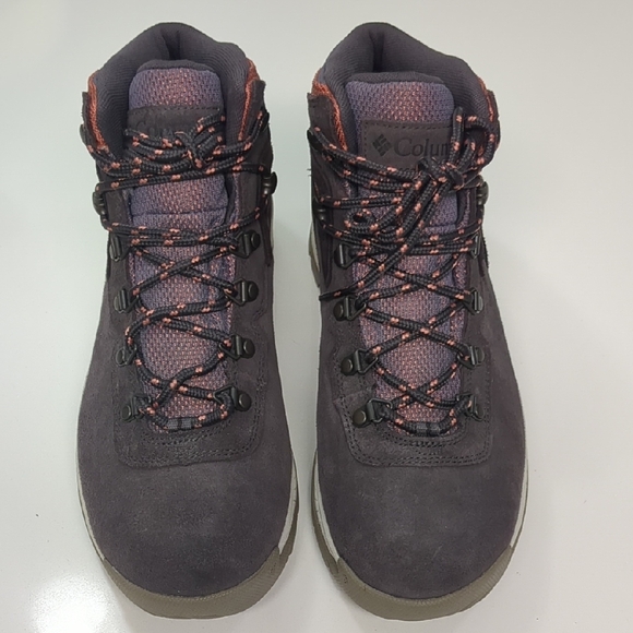Columbia Newton Ridge Plus Waterproof Hiking Boots - Picture 2 of 4